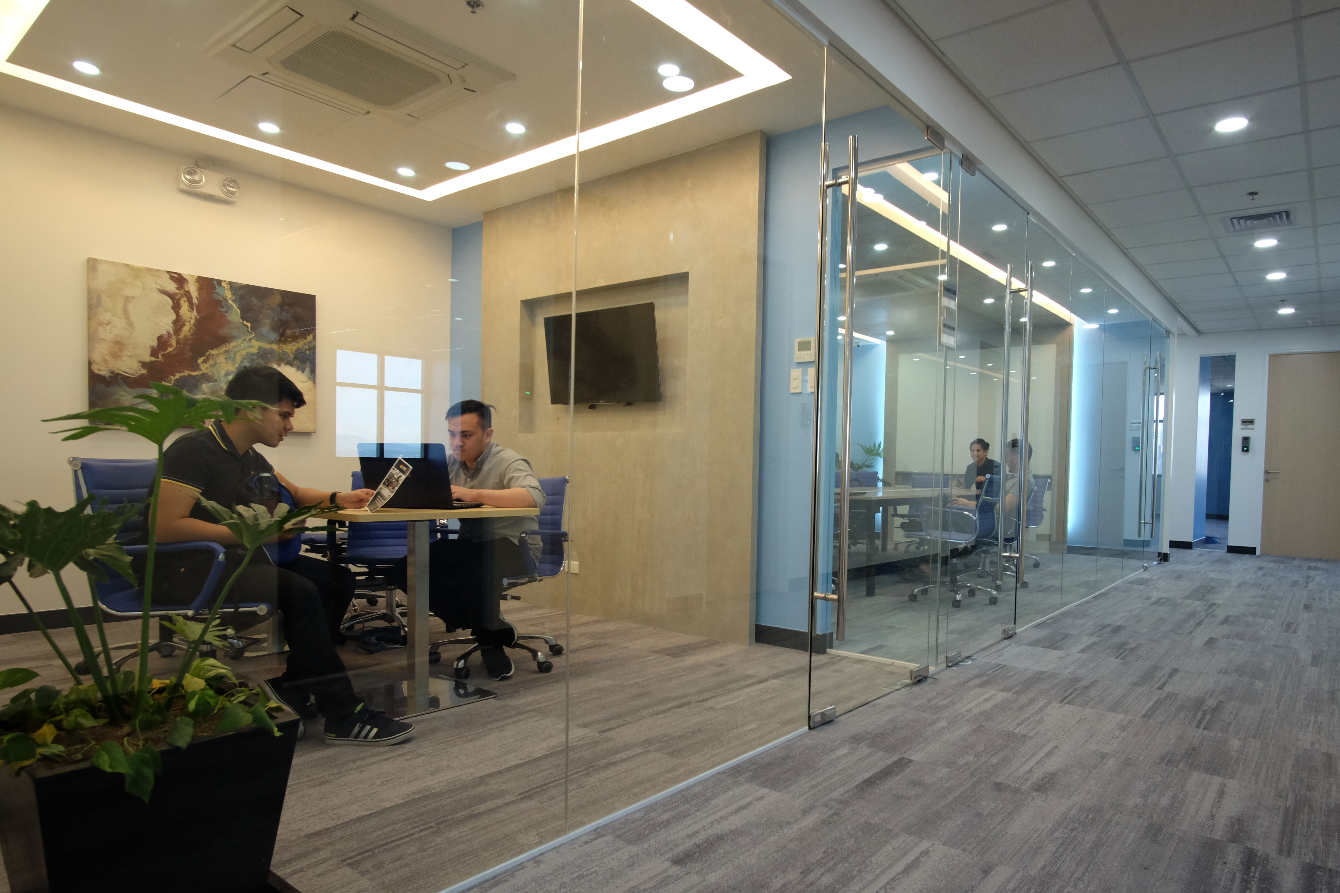 Meeting Rooms in KMC Private Office for rent in Cyber Sigma, Taguig, Manila, Philippines - EpicSpace